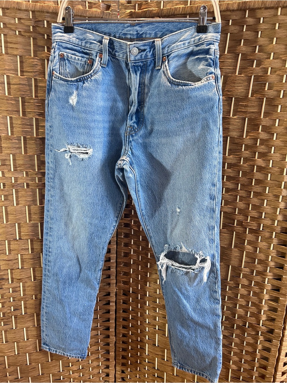 Levi’s 501 Skinny Jeans W29 L28 Distressed Button Fly Straight Leg